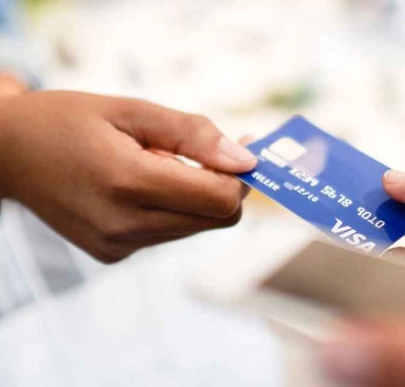 A medida que se acerca la temporada de fiestas, Visa identifica cinco fuerzas transformadoras que están redefiniendo la seguridad de los pagos globales